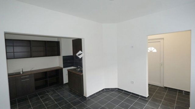 Eladó családi ház, Zalaszentivánon 130 M Ft, 2 szobás