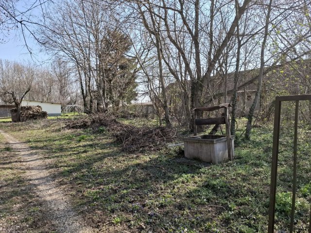 Eladó családi ház, Lajoskomáromban 3.5 M Ft, 3 szobás