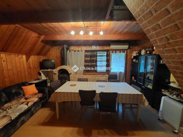 Eladó nyaraló, Pakson 13 M Ft, 1 szobás / költözzbe.hu