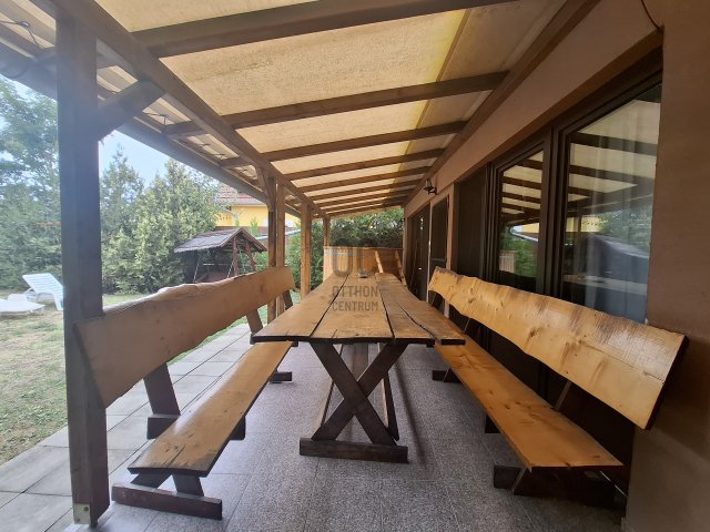 Eladó nyaraló, Békésszentandráson 85 M Ft, 2 szobás