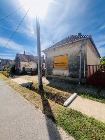 Eladó családi ház, Babócsán 5.8 M Ft, 2 szobás