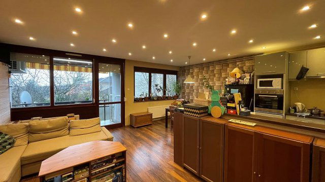 Eladó téglalakás, Budapesten, XII. kerületben 185 M Ft, 4 szobás