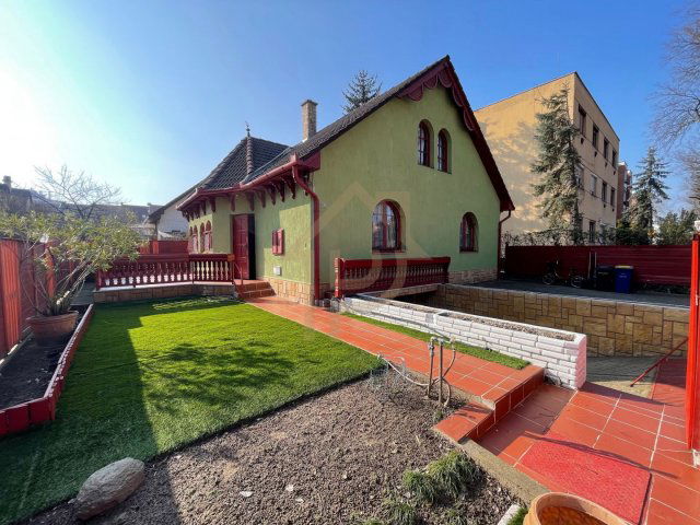 Kiadó családi ház, albérlet, Debrecenben 500 E Ft / hó