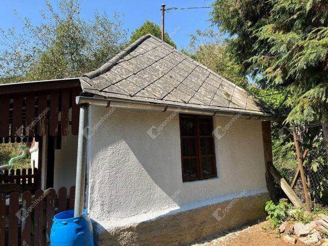 Eladó nyaraló, Homokkomáromon 3.4 M Ft, 2 szobás