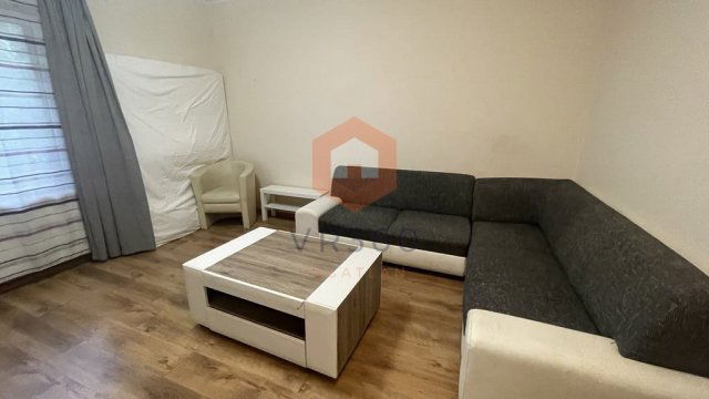 Eladó téglalakás, Pécsett, Szigeti úton 58 M Ft, 2 szobás
