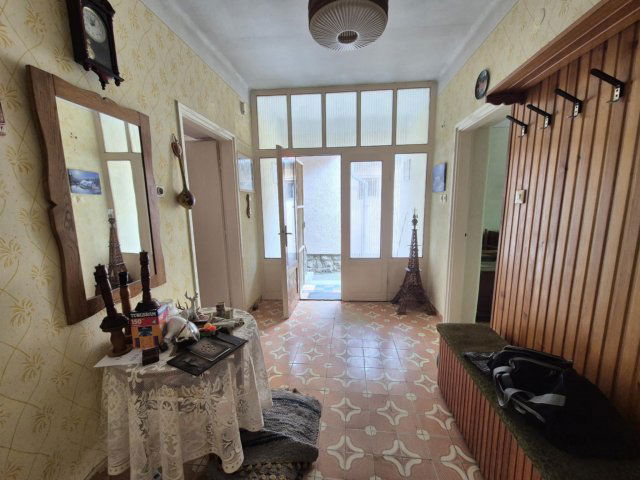 Eladó családi ház, Szigetváron 30 M Ft, 3 szobás