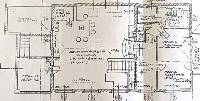 Eladó családi ház, Erdőkertesen 149.9 M Ft, 6 szobás