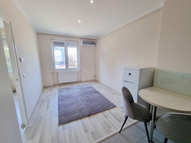 Kiadó téglalakás, albérlet, Nyíregyházán 1500 E Ft / hó