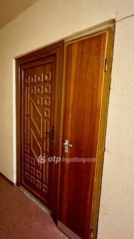 Eladó panellakás, Budapesten, III. kerületben 67 M Ft, 2 szobás