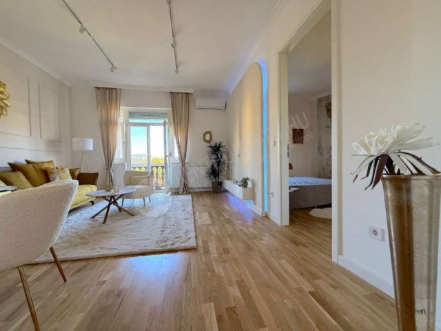 Kiadó téglalakás, albérlet, I. kerületben, Krisztina körúton