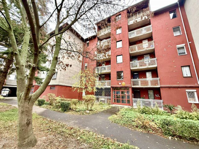 Eladó téglalakás, Budapesten, XV. kerületben 52 M Ft, 1 szobás