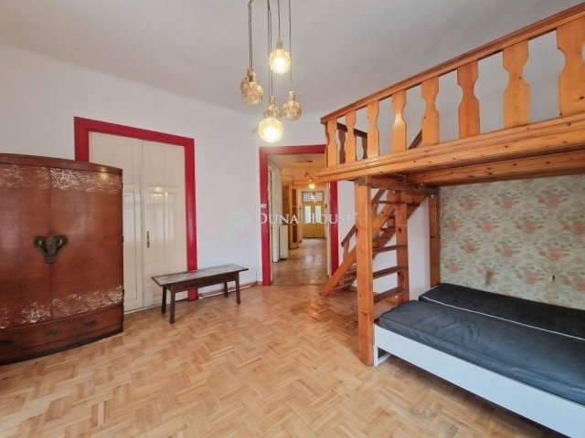 Eladó téglalakás, Budapesten, VIII. kerületben 95 M Ft, 3 szobás