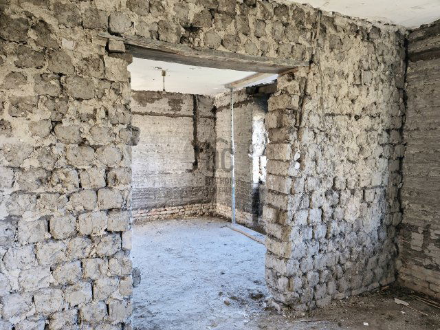 Eladó családi ház, Abonyban 18.9 M Ft, 2 szobás