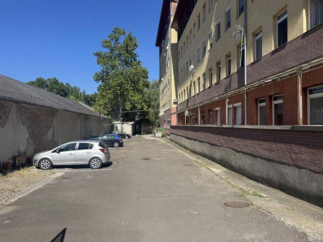 Eladó garázs, Budakalászon 3.3 M Ft / költözzbe.hu