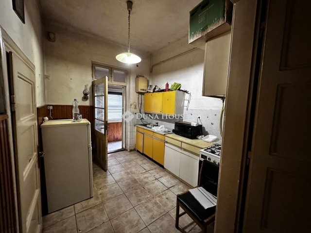 Eladó téglalakás, Budapesten, XX. kerületben 31 M Ft, 1 szobás