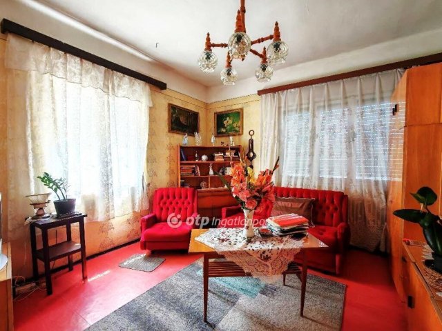 Eladó családi ház, Miskolcon 63 M Ft, 2 szobás