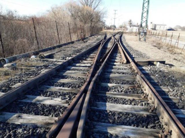 Eladó ipari ingatlan, Károlyházán 571.5 M Ft