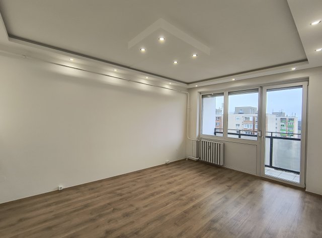 Eladó panellakás, Budapesten, XI. kerületben, Neszmélyi úton