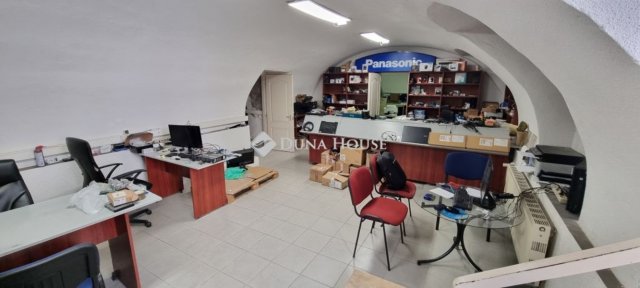 Eladó üzlethelyiség, Kecskeméten 35 M Ft / költözzbe.hu