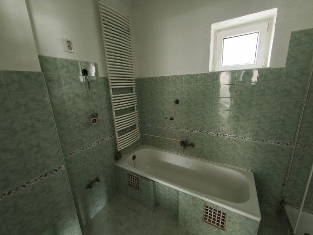 Eladó családi ház, Demecseren 22.9 M Ft, 2 szobás