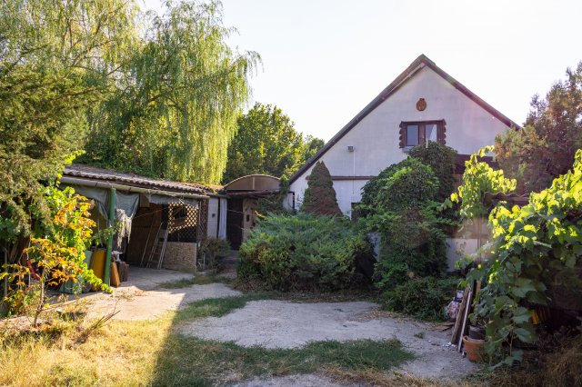 Eladó nyaraló, Isaszegen 31 M Ft, 2 szobás / költözzbe.hu