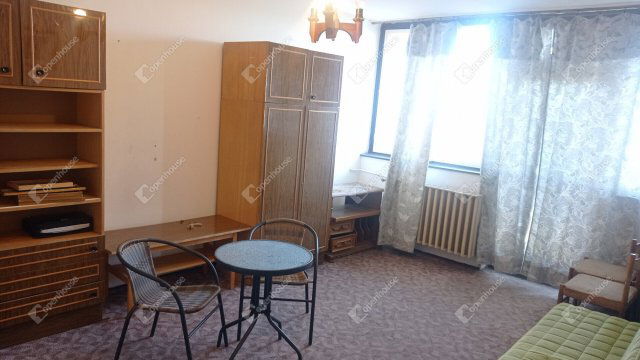 Eladó téglalakás, Zalaegerszegen 33 M Ft, 2 szobás