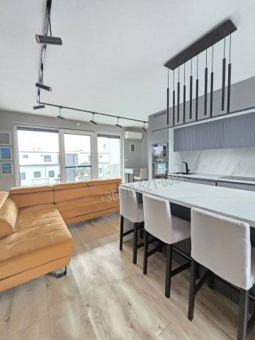 Eladó téglalakás, Velencén 83 M Ft, 1+1 szobás