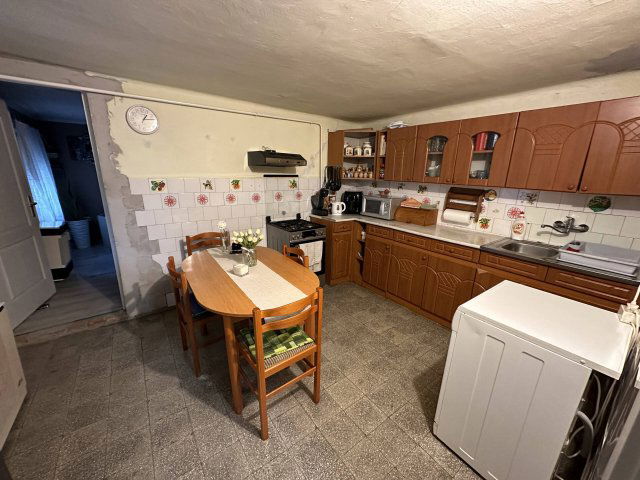 Eladó családi ház, Öreglakon 32.99 M Ft, 3+1 szobás