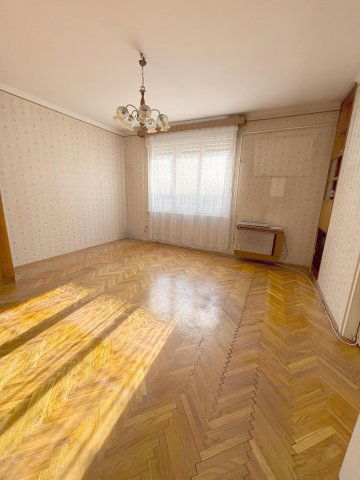 Eladó téglalakás, Kecskeméten 46 M Ft, 3 szobás