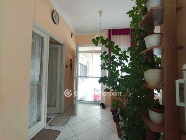 Eladó családi ház, Hatvanban 75 M Ft, 3 szobás