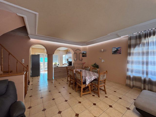 Eladó téglalakás, Nagykőrösön 55.9 M Ft, 4 szobás