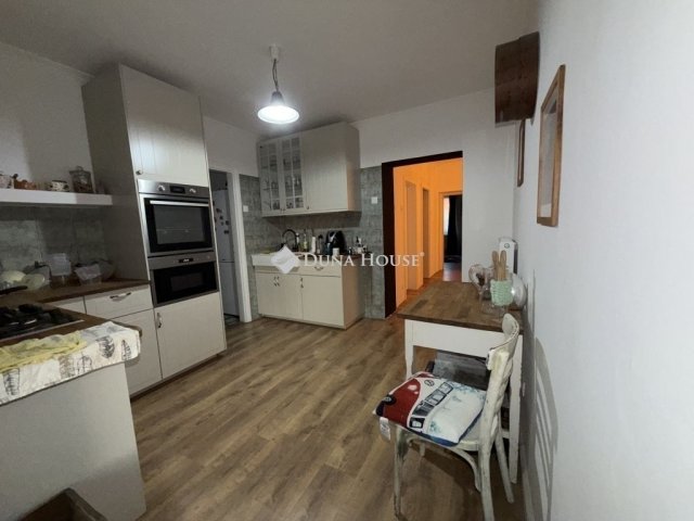 Eladó családi ház, Nagykőrösön 63 M Ft, 3 szobás