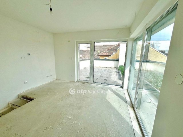 Eladó téglalakás, Budapesten, VIII. kerületben 197.239 M Ft