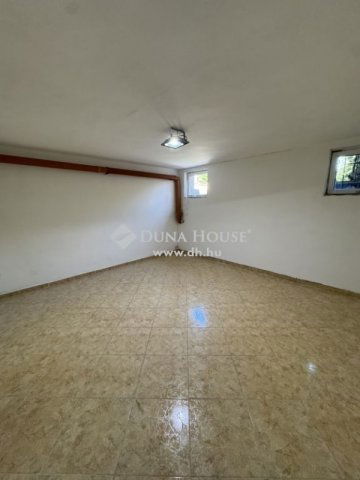 Eladó családi ház, Budapesten, XVIII. kerületben 410 M Ft