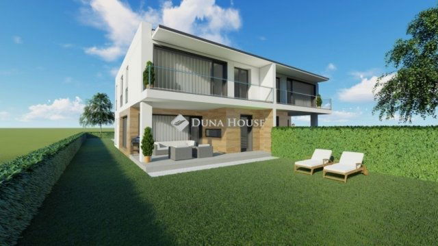 Eladó ikerház, Szegeden 144 M Ft, 2+3 szobás