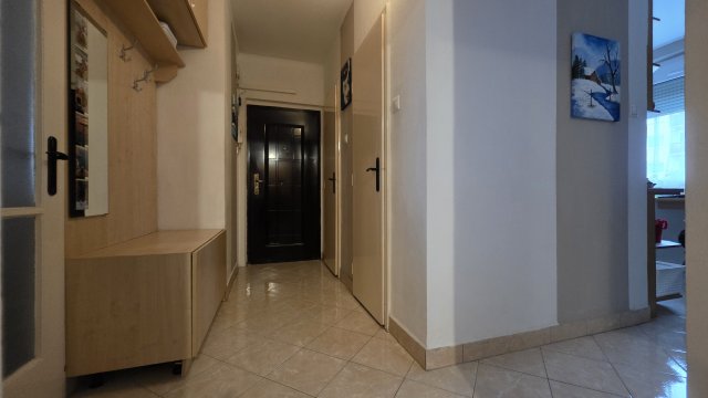 Eladó panellakás, Székesfehérvárott, Rákóczi úton 62.9 M Ft