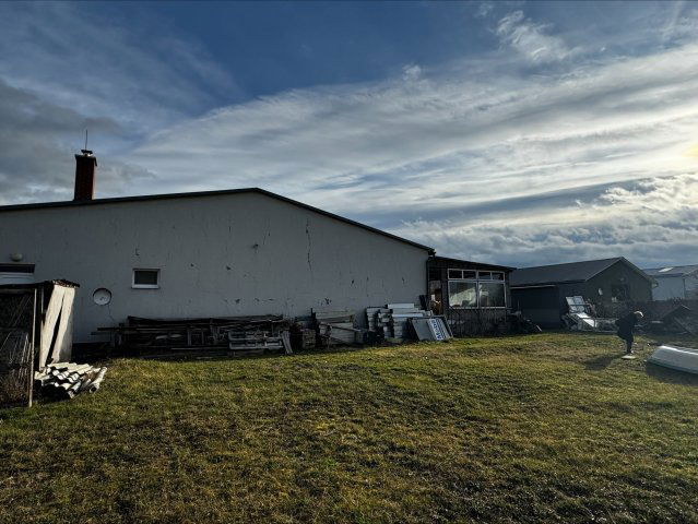 Eladó ipari ingatlan, Táton 180 M Ft / költözzbe.hu