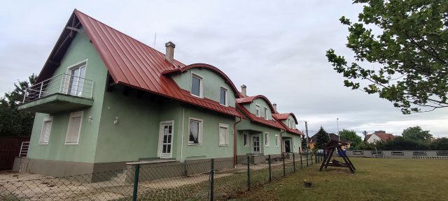 Eladó családi ház, Bükön 185 M Ft, 8 szobás