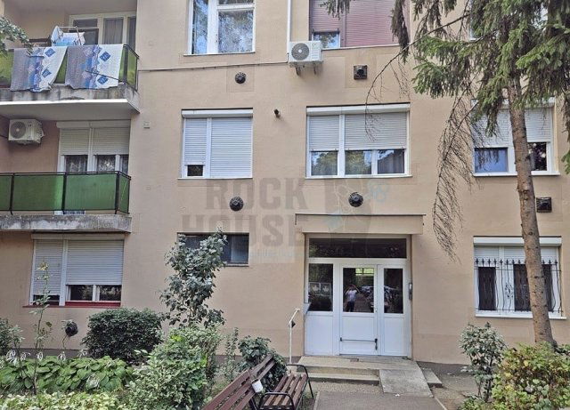 Kiadó téglalakás, albérlet, Békéscsabán 110 E Ft / hó