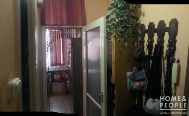 Eladó téglalakás, Szegeden 45 M Ft, 2 szobás