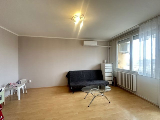 Eladó panellakás, Keszthelyen 44.9 M Ft, 2 szobás