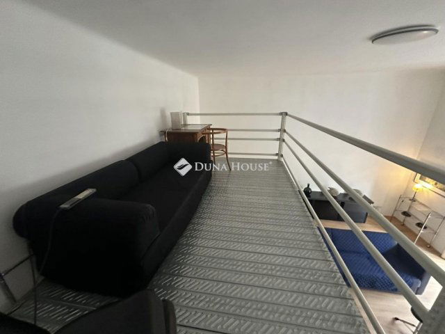Kiadó téglalakás, albérlet, Budapesten, V. kerületben, 2 szobás