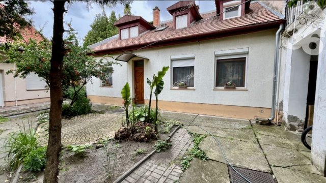 Eladó téglalakás, Kecskeméten, Csáky utcában 57 M Ft, 4 szobás