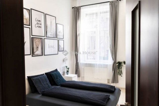 Eladó téglalakás, Budapesten, VII. kerületben 103.9 M Ft