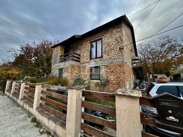 Eladó családi ház, Bicskén 38 M Ft / költözzbe.hu