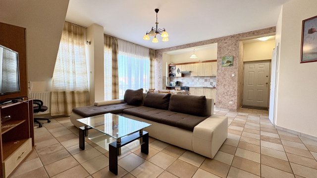 Kiadó téglalakás, albérlet, Debrecenben 330 E Ft / hó, 3 szobás