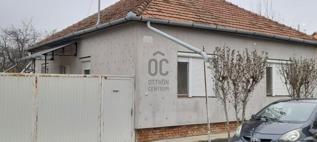 Eladó családi ház, Békéscsabán 53 M Ft, 3 szobás
