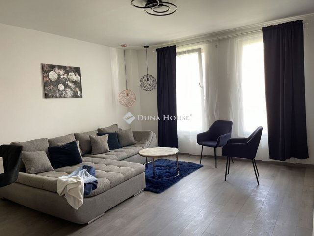Kiadó téglalakás, albérlet, Debrecenben 320 E Ft / hó, 2 szobás