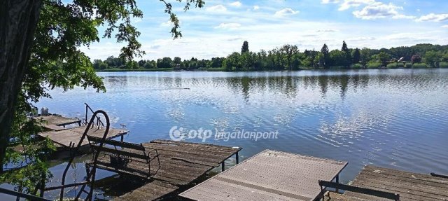Eladó családi ház, Kiskunlacházán 45.9 M Ft, 1 szobás