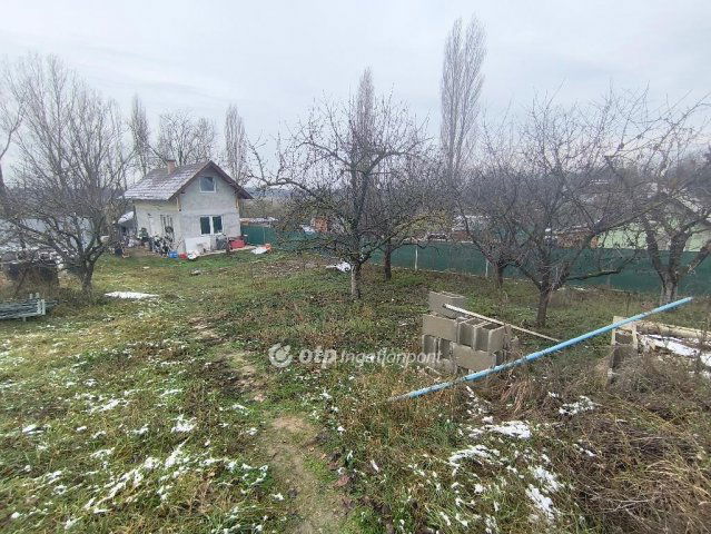 Eladó nyaraló, Baracskán 29.9 M Ft, 1+3 szobás